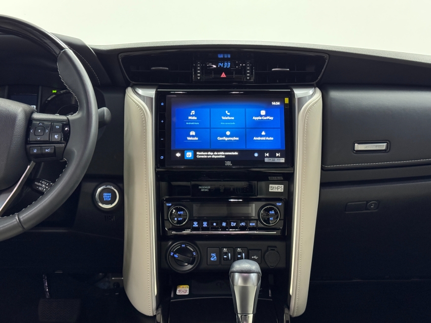 toyota hilux sw4 2.8 d-4d turbo diesel diamond 7l 4x4 automatico 4p 2024
