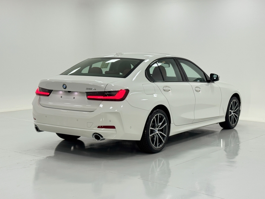 bmw 320i 2.0 16v turbo flex sport gp automatico 4p 2026