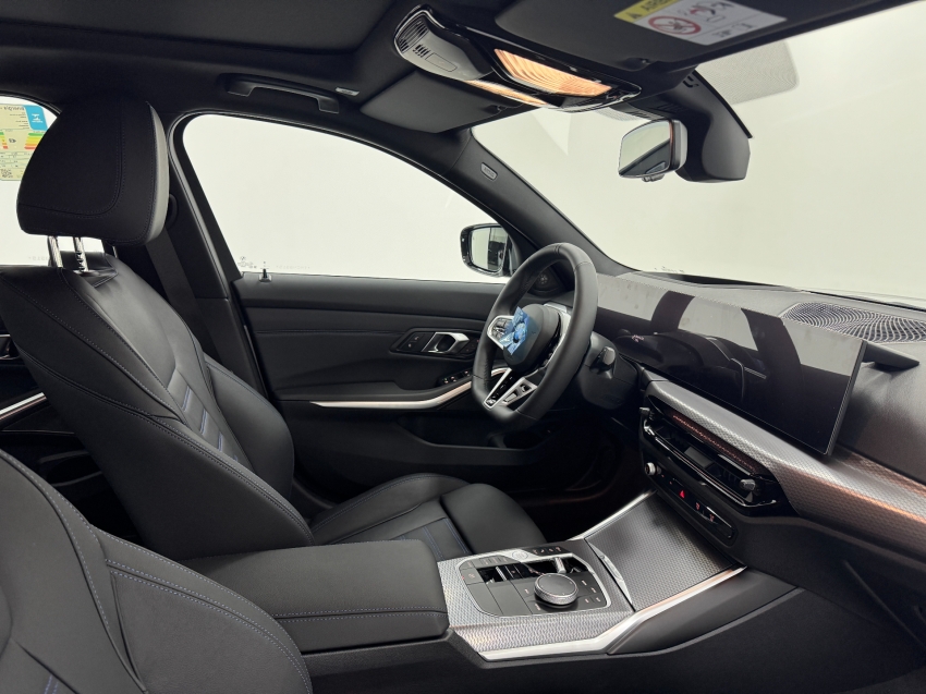 bmw 320i 2.0 16v turbo flex m sport automatico 4p 2026