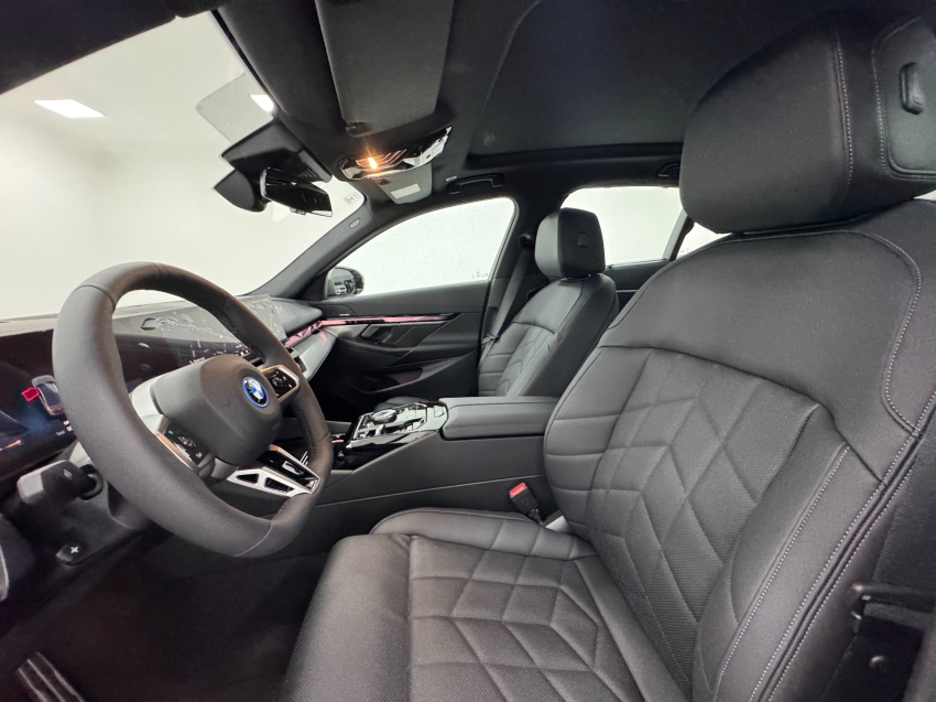 bmw 530e 2.0 twinpower phev m sport automatico hibrido 4p 2026