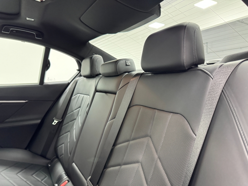 bmw 530e 2.0 twinpower phev m sport automatico hibrido 4p 2026