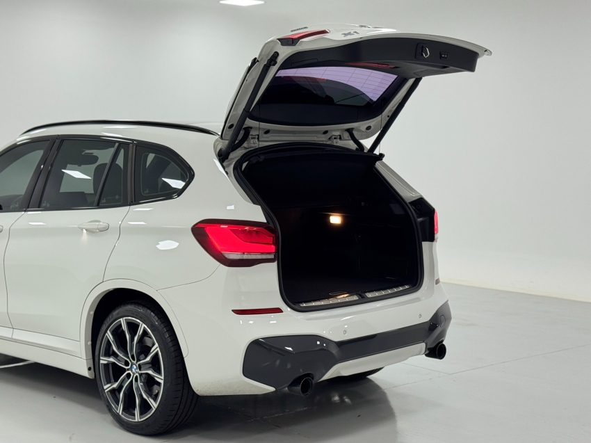 bmw x1 2.0 16v turbo activeflex sdrive20i m sport 4p automatico flex 2022