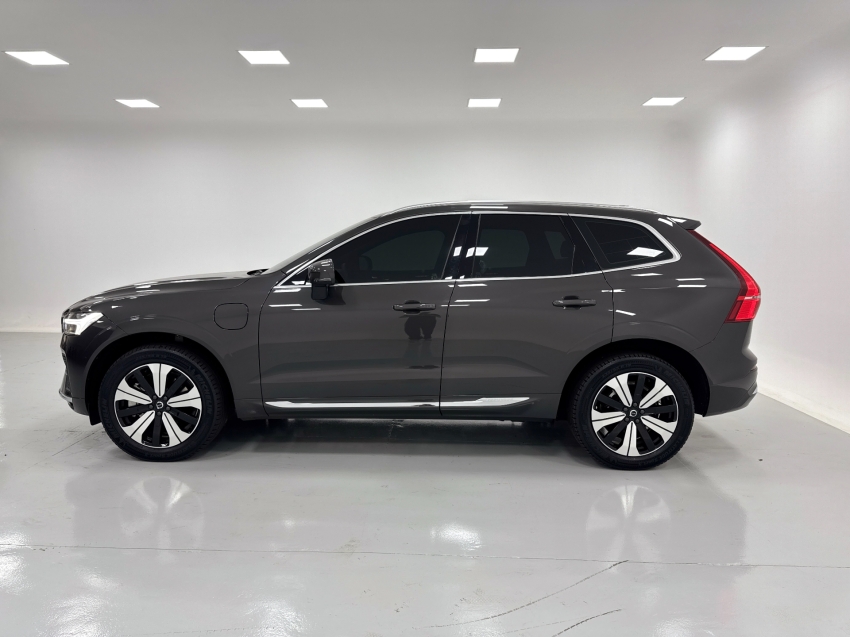 volvo xc60 2.0 t8 recharge plus awd geartronic hibrido 4p automatico 2024