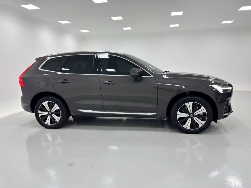 volvo xc60 2.0 t8 recharge plus awd geartronic hibrido 4p automatico 2024