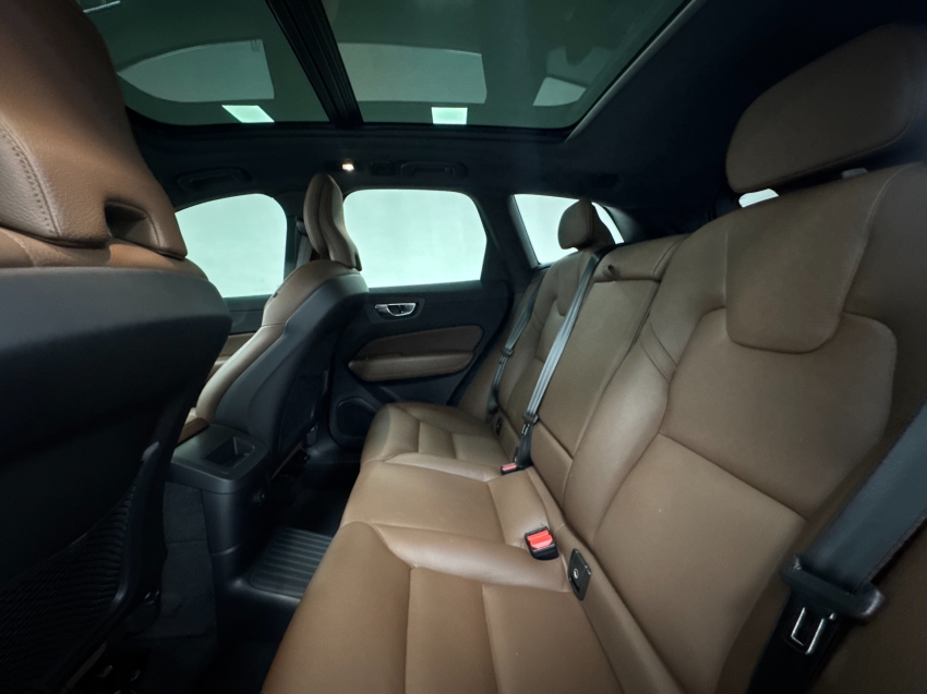 volvo xc60 2.0 t8 recharge plus awd geartronic hibrido 4p automatico 2024
