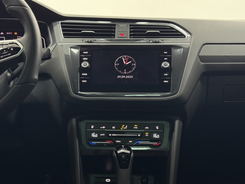 volkswagen tiguan 2.0 300 tsi gasolina allspace r-line automatico 4p 2024