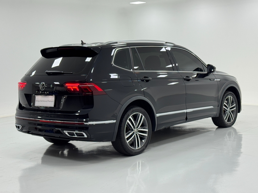volkswagen tiguan 2.0 300 tsi gasolina allspace r-line automatico 4p 2024