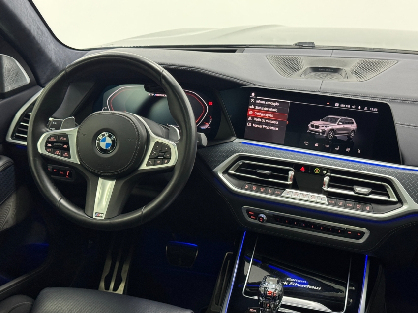 bmw x7 4.4 v8 gasolina m50i dark shadow edition steptronic 3.0 4p automatico 2021
