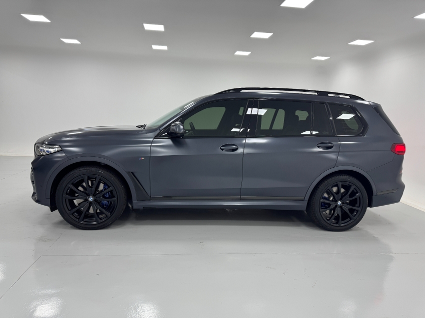 bmw x7 4.4 v8 gasolina m50i dark shadow edition steptronic 3.0 4p automatico 2021