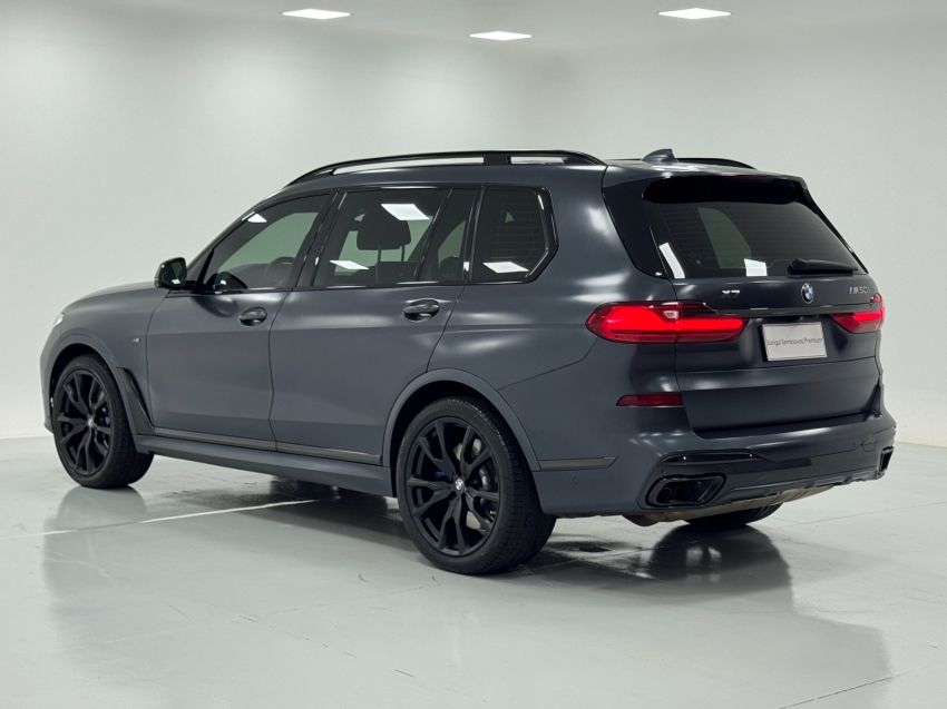 bmw x7 4.4 v8 gasolina m50i dark shadow edition steptronic 3.0 4p automatico 2021