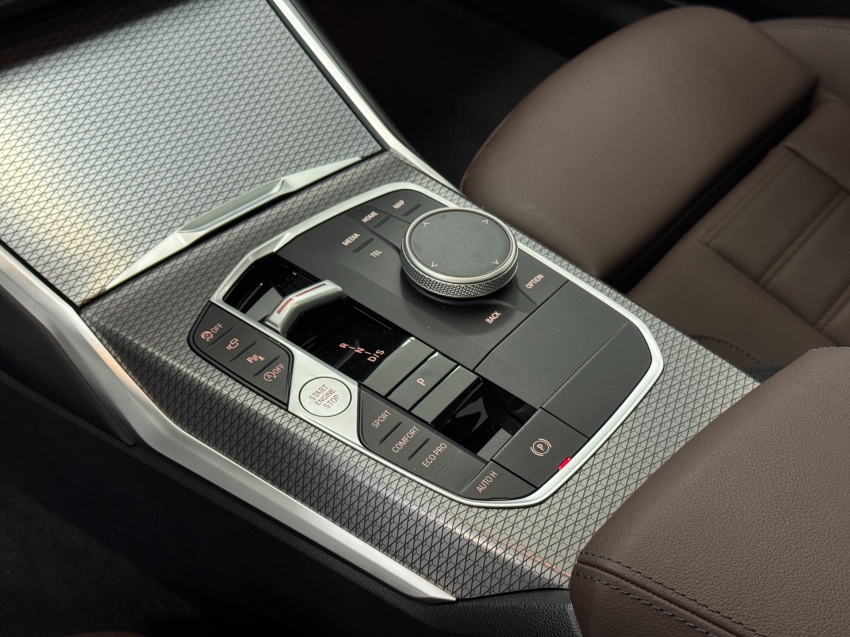 bmw 320i 2.0 16v turbo flex m sport automatico gasolina 4p 2025