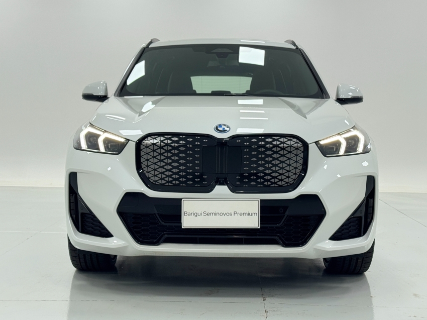 bmw ix1 eletrico xdrive30 m sport 2.0 4p automatico 2025