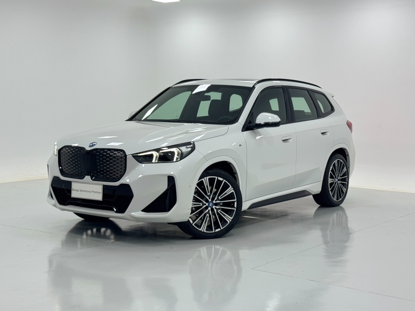 bmw ix1 eletrico xdrive30 m sport 2.0 4p automatico 2025
