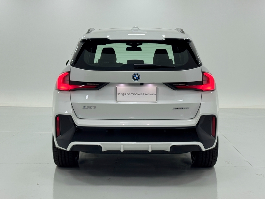 bmw ix1 eletrico xdrive30 m sport 2.0 4p automatico 2025