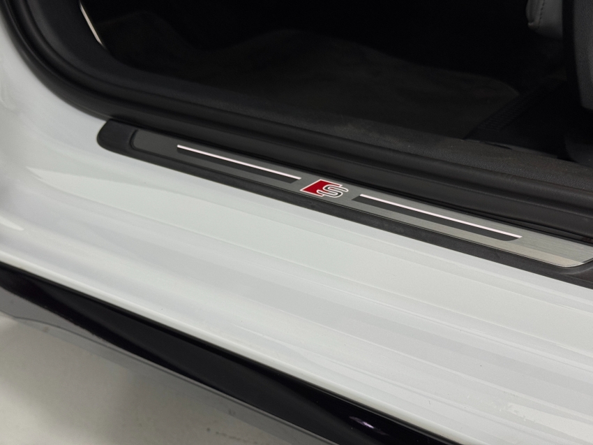 audi a3 2.0 40 tfsi mhev sedan performance black s-tronic gasolina 4p automatico 202315