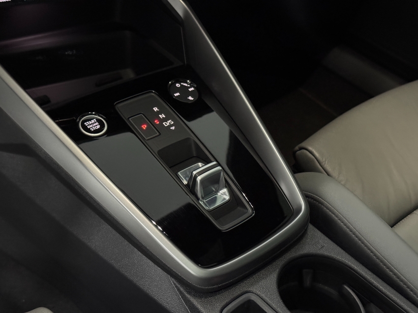 audi a3 2.0 40 tfsi mhev sedan performance black s-tronic gasolina 4p automatico 202313