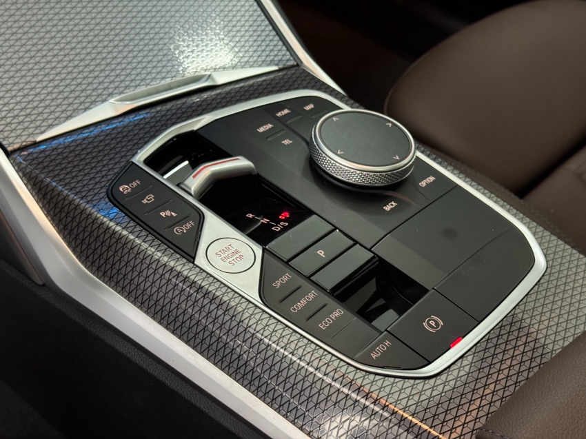 bmw 320i 2.0 16v turbo flex m sport automatico 4p 202512