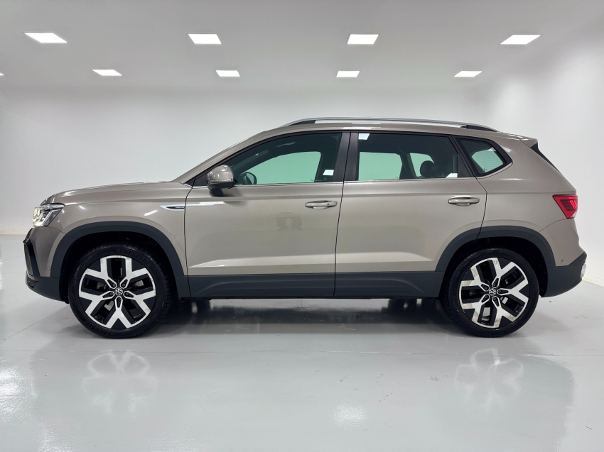 volkswagen taos 1.4 250 tsi total flex highline automatico 4p 20242
