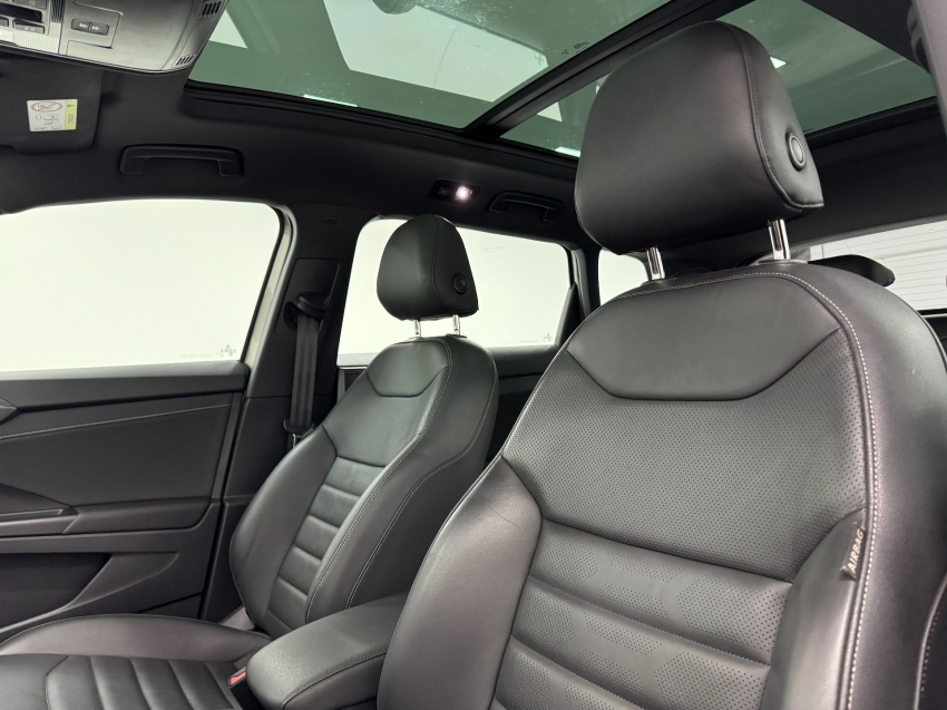 volkswagen taos 1.4 250 tsi total flex highline automatico 4p 202421