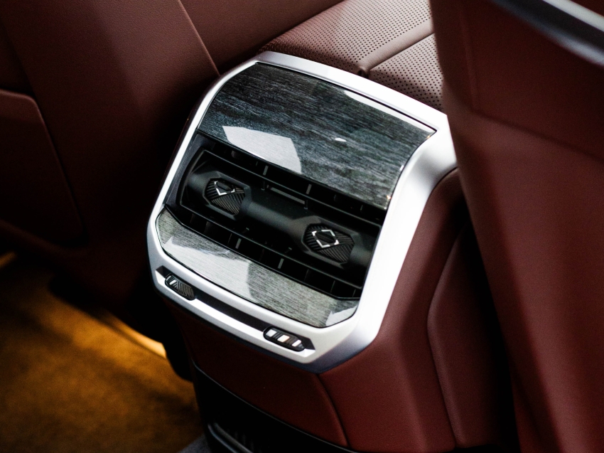 bmw i7 eletrico xdrive60 m sport 3.0 4p automatico 202516