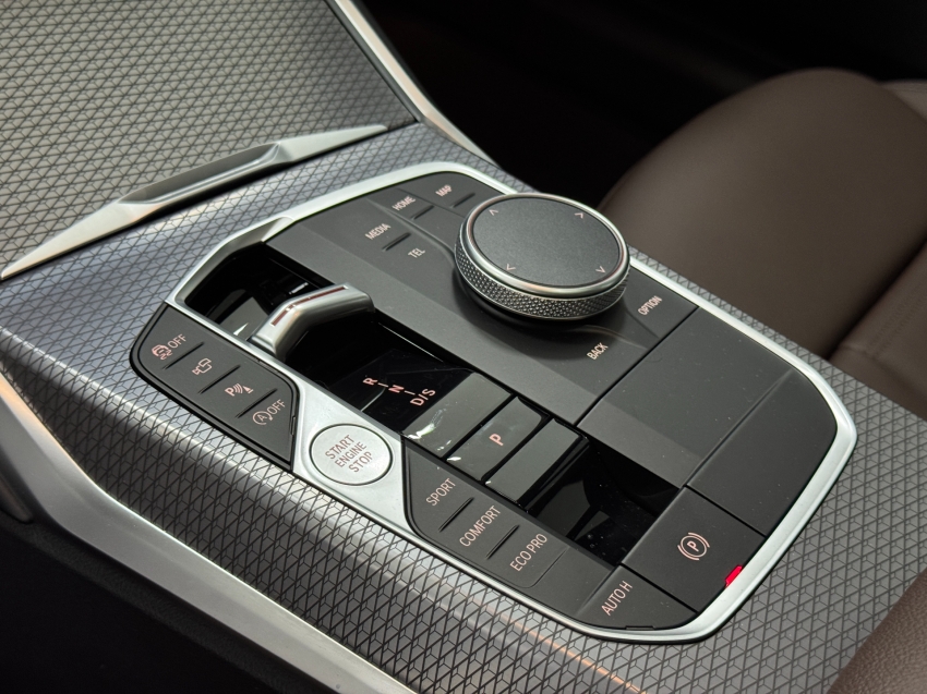 bmw 320i 2.0 16v turbo flex m sport automatico 4p 202514