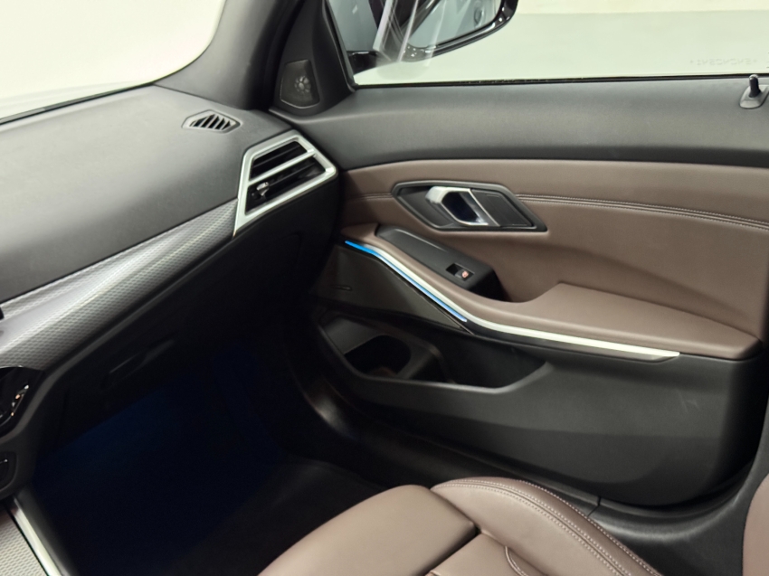 bmw 320i 2.0 16v turbo flex m sport automatico 4p 202513