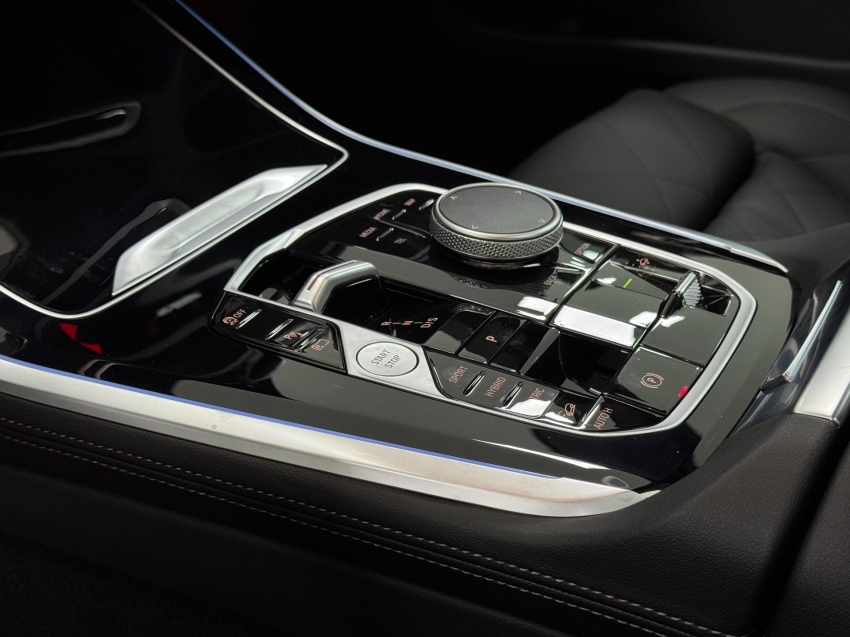 bmw x5 3.0 i6 turbo hibrido xdrive50e m sport automatico 4p 202516