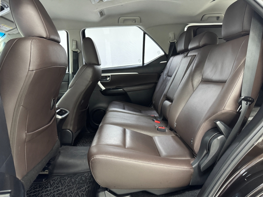 toyota hilux sw4 2.8 sr 4x4 16v turbo intercooler diesel 4p automatico 202020