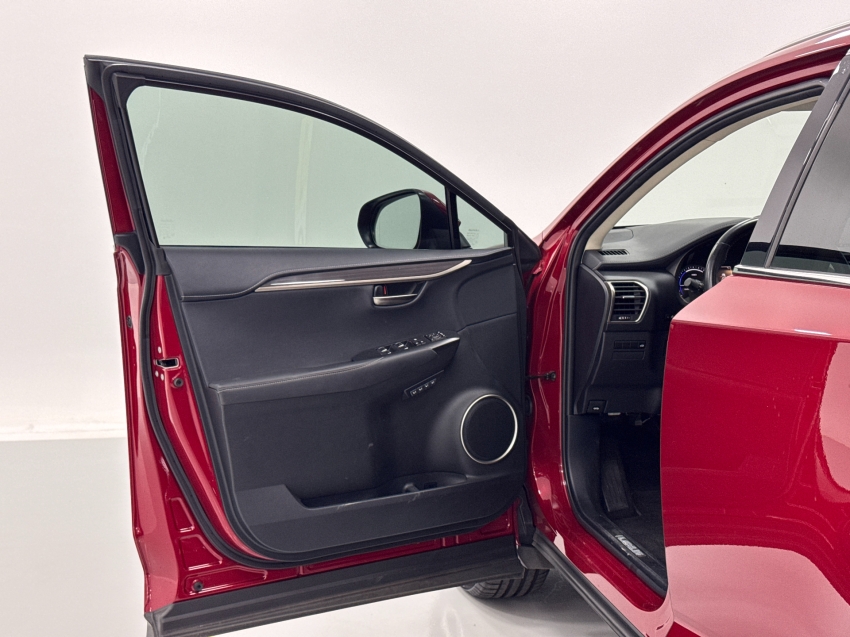 lexus nx 300h 2.5 16v vvt-i hybrid luxury cvt awd hibrido 4p automatico 201910