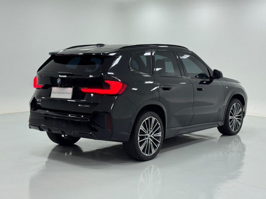 bmw x1 2.0 16v turbo gasolina sdrive20i m sport steptronic 4p automatico 20235