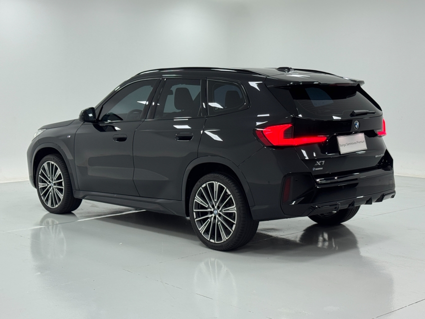 bmw x1 2.0 16v turbo gasolina sdrive20i m sport steptronic 4p automatico 20233