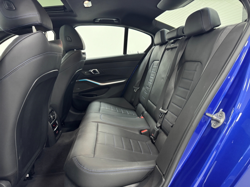 bmw 320i 2.0 16v turbo flex m sport automatico 4p 202522