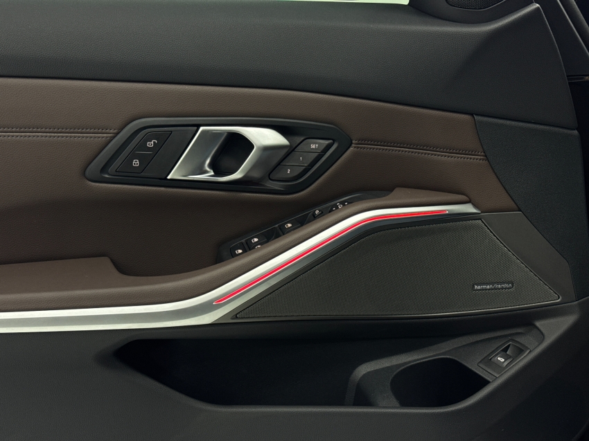 bmw 320i 2.0 16v turbo flex m sport automatico 4p 202517