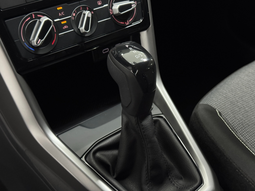 volkswagen t-cross 1.0 200 tsi total flex automatico 4p 202614