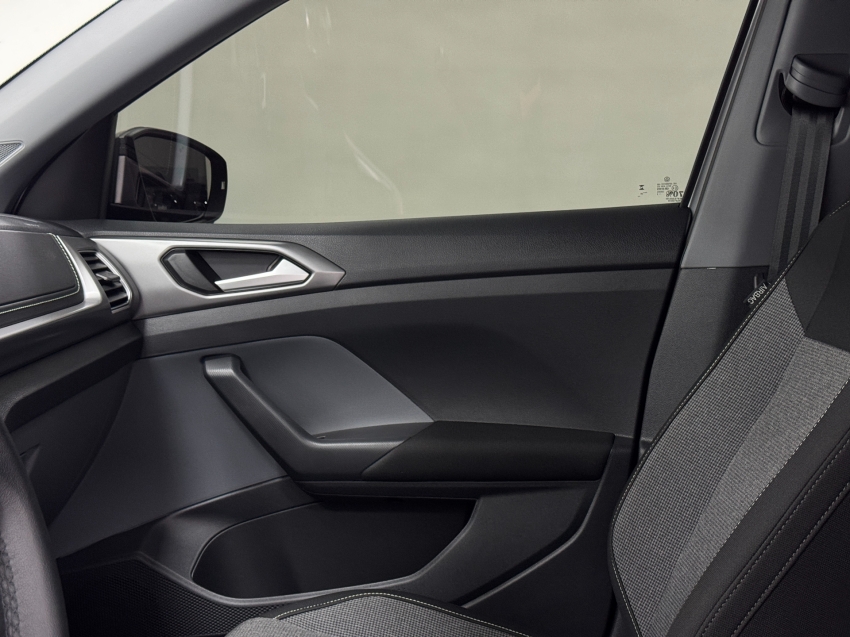 volkswagen t-cross 1.0 200 tsi total flex automatico 4p 202617