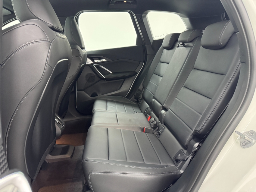 bmw x1 2.0 16v turbo gasolina sdrive20i m sport steptronic 4p automatico 202618