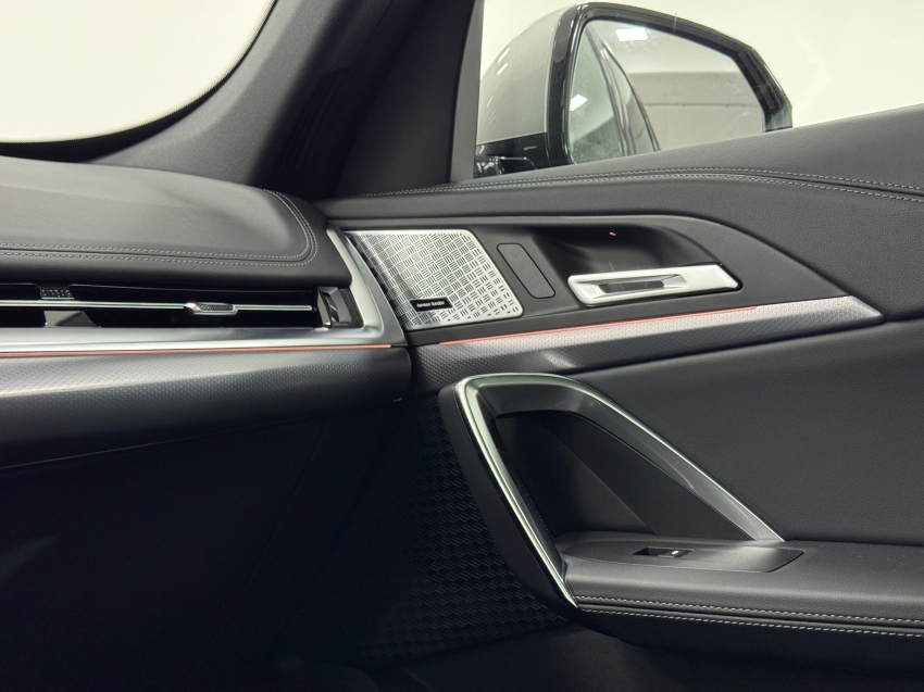 bmw ix1 eletrico xdrive30 m sport 3.0 4p automatico 202615