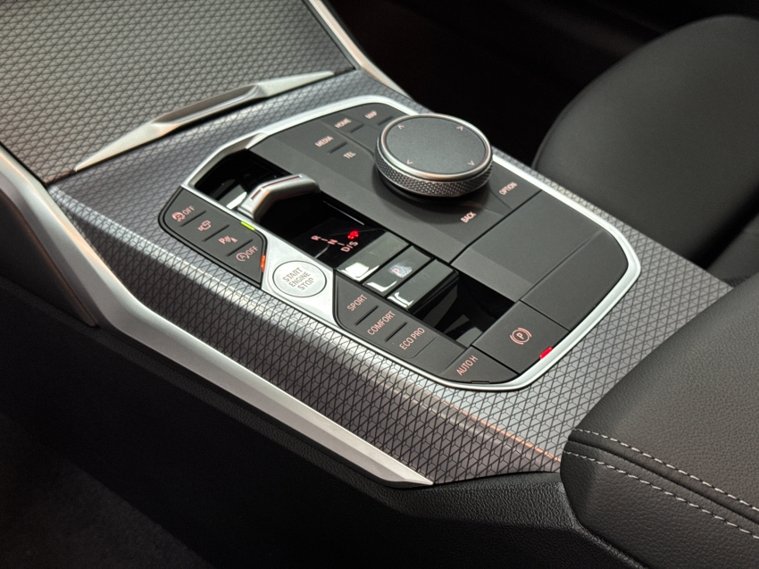 bmw 320i 2.0 16v turbo flex m sport automatico 4p 202614