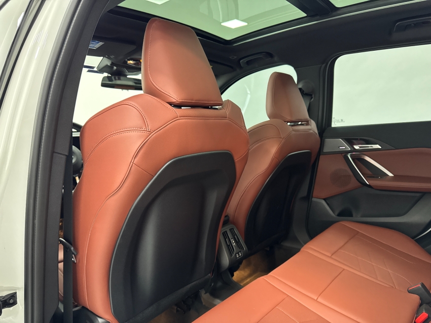 bmw x1 2.0 16v turbo gasolina sdrive20i m sport steptronic 4p automatico 202622