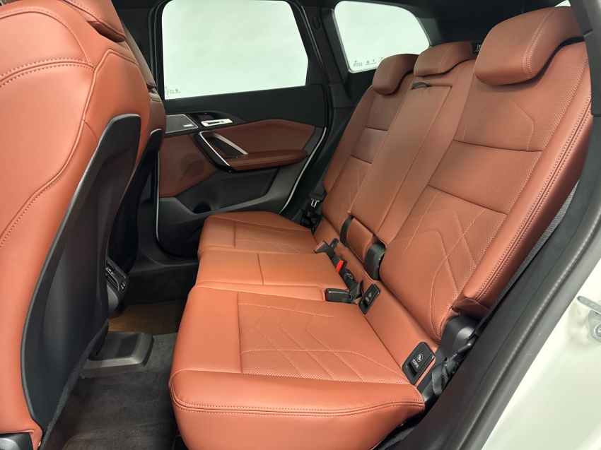 bmw x1 2.0 16v turbo gasolina sdrive20i m sport steptronic 4p automatico 202623