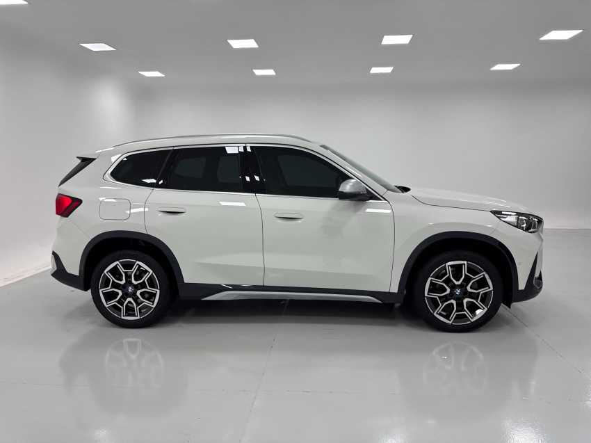 bmw x1 2.0 16v turbo gasolina sdrive20i x-line steptronic 4p automatico 20246