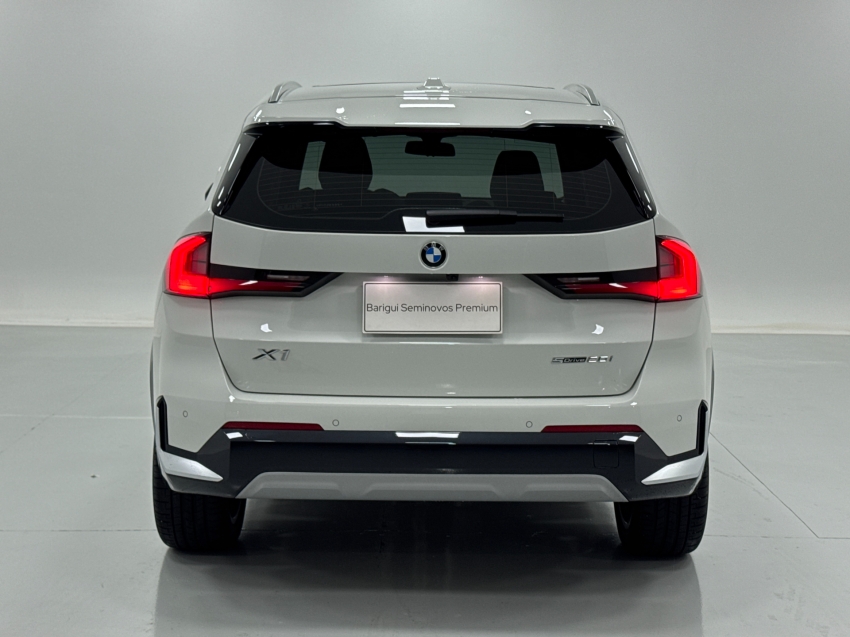 bmw x1 2.0 16v turbo gasolina sdrive20i x-line steptronic 4p automatico 20244