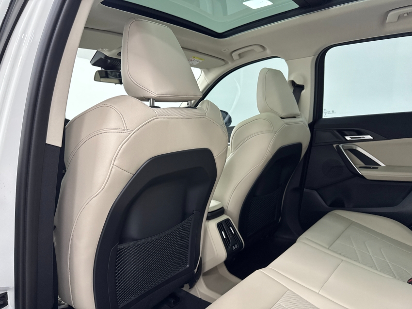 bmw x1 2.0 16v turbo gasolina sdrive20i x-line steptronic 4p automatico 202421