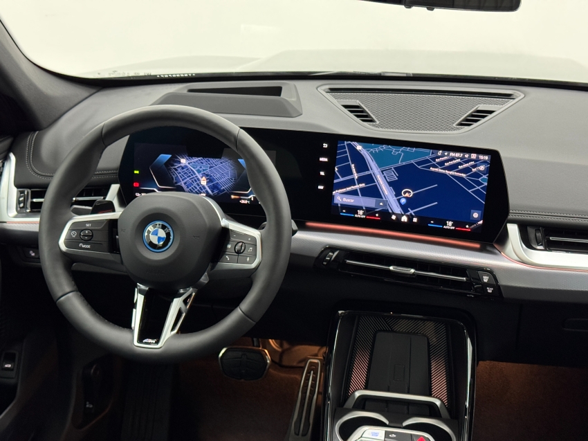 bmw ix1 eletrico xdrive30 m sport 3.0 4p automatico 202613