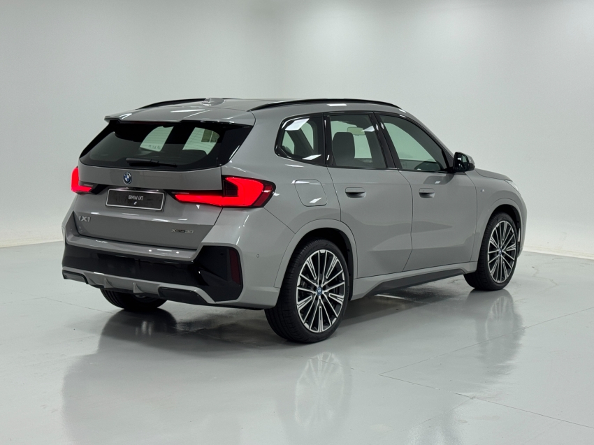 bmw ix1 eletrico xdrive30 m sport 3.0 4p automatico 20265