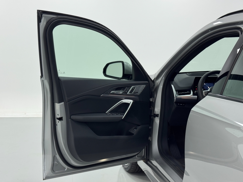 bmw ix1 eletrico xdrive30 m sport 3.0 4p automatico 202610