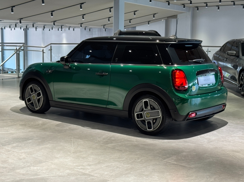 mini cooper se top 2p eletrico 2.0 automatico 20233