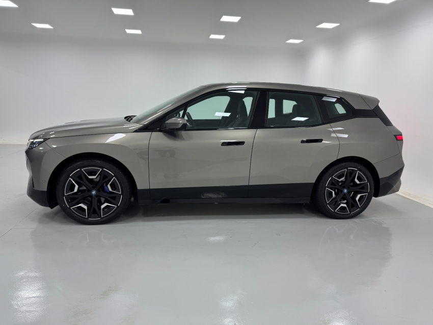 bmw ix eletrico xdrive50 sport 3.0 4p automatico 20252