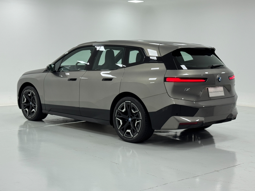 bmw ix eletrico xdrive50 sport 3.0 4p automatico 20253
