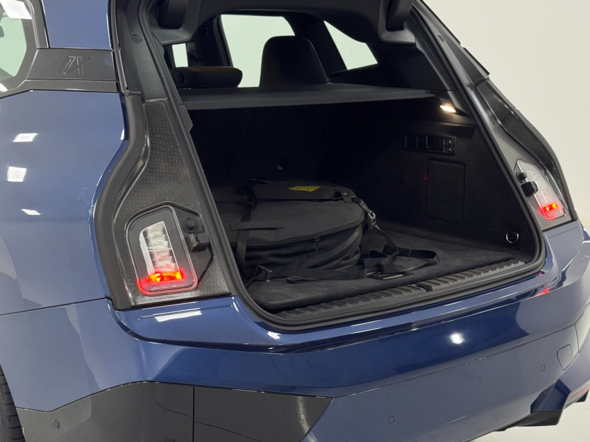 bmw ix eletrico xdrive50 sport 3.0 4p automatico 202211